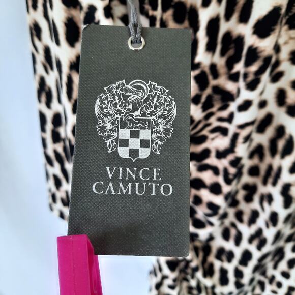 Vince Camuto Leopard Print V-Neck Top - Picture 8 of 9